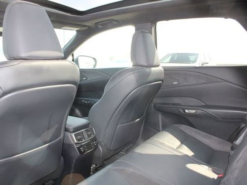 Certified 2024 Lexus RX 350 w/ Convenience Package image 9