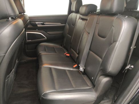 Used 2021 Kia Telluride LX FWD image 18