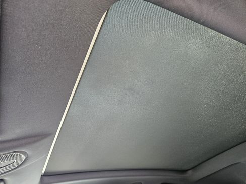 Certified 2025 Porsche Cayenne Coupe image 29