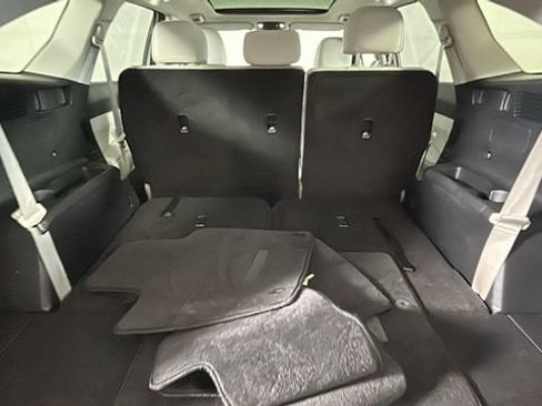 Used 2025 Kia Sorento S w/ Panoramic Sunroof Package FWD image 29