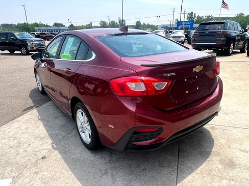 Used 2016 Chevrolet Cruze LT w/ Convenience Package image 7