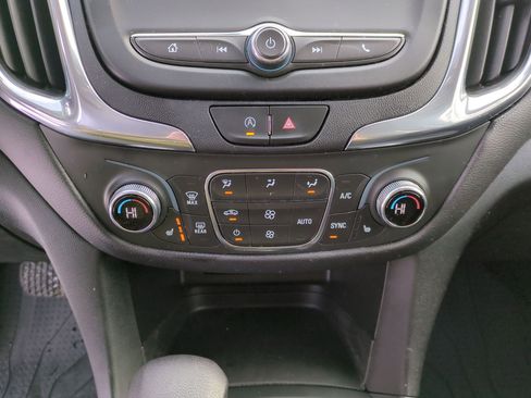 Certified 2022 Chevrolet Equinox LT image 11