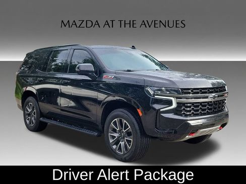Used 2021 Chevrolet Tahoe Z71 w/ Luxury Package AWD/4WD image 3