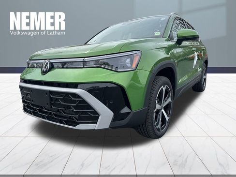 New 2026 Volkswagen Taos SEL AWD/4WD image 1
