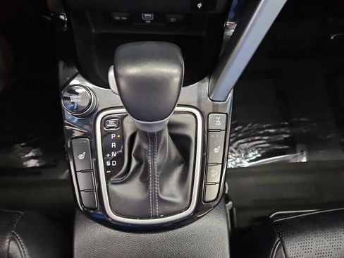 Used 2021 Kia Seltos SX image 17