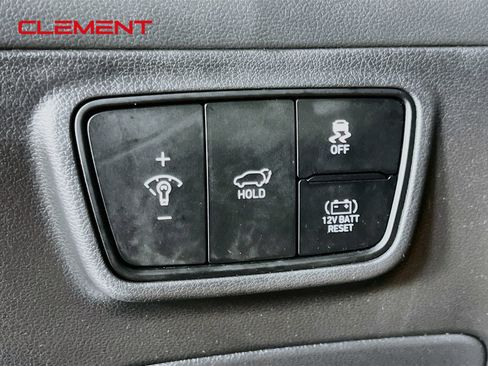 Used 2022 Hyundai Tucson Limited AWD/4WD image 13