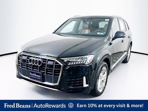 Used 2023 Audi Q7 3.0T Premium w/ Convenience Package AWD/4WD image 3