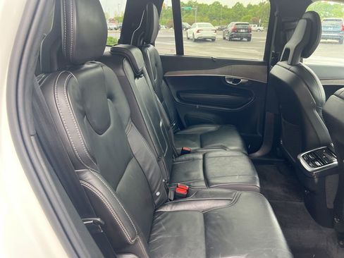 Used 2022 Volvo XC90 T6 Inscription w/ Lounge Package AWD/4WD image 36