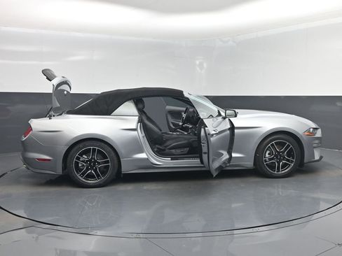Used 2021 Ford Mustang Premium image 28