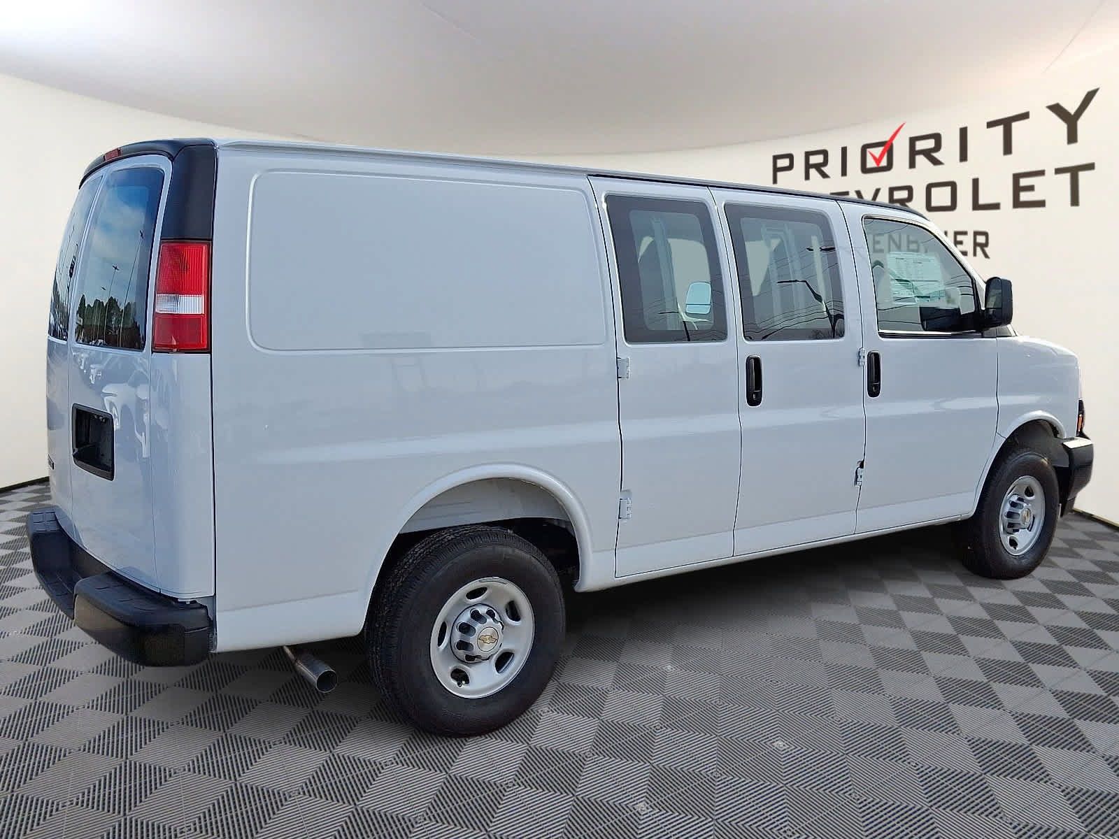 New 2025 Chevrolet Express 2500 w/ Driver Convenience Package RWD image 4