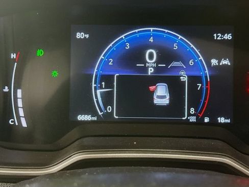 Used 2025 Toyota Corolla Cross XLE w/ Convenience Package FWD image 12