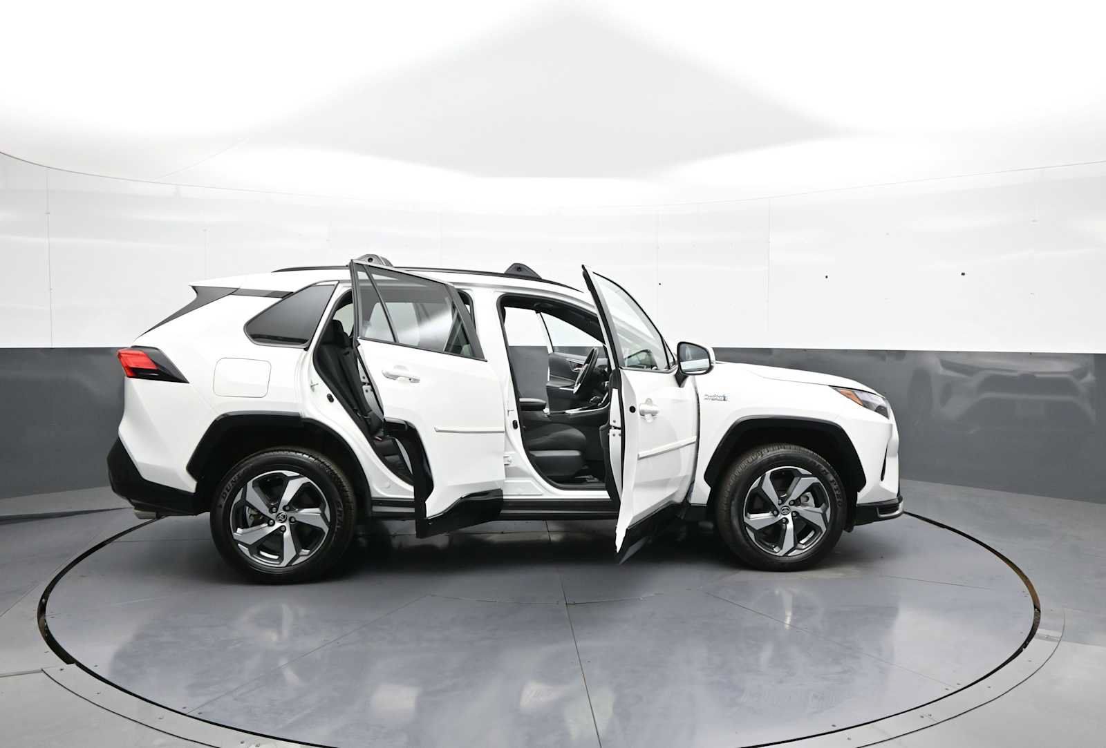 Used 2023 Toyota RAV4 SE w/ Weather & Moonroof Package AWD/4WD image 42