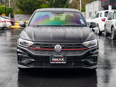 Used 2019 Volkswagen Jetta GLI image 3