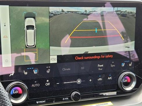 Used 2025 Lexus TX 500h AWD w/ Technology Package image 11