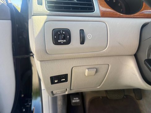 Used 2005 Lexus ES 330 image 16