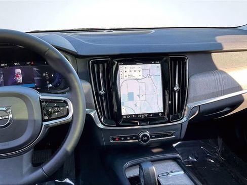 Certified 2024 Volvo V90 B6 Cross Country Plus w/ Climate Package image 7