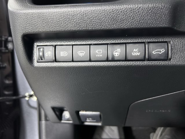 Used 2022 Toyota RAV4 XSE w/ Premium Package AWD/4WD image 18