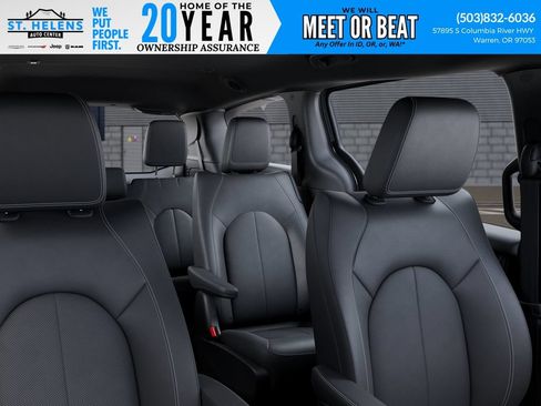 New 2027 Chrysler Pacifica Select FWD image 29