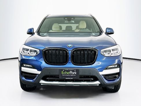 Used 2021 BMW X3 xDrive30e w/ Executive Package image 2