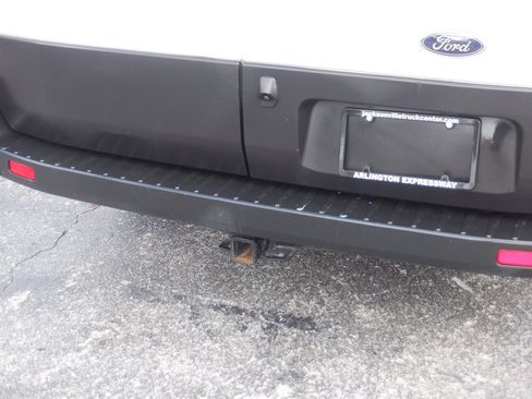 Used 2024 Ford Transit 150 Low Roof RWD image 5