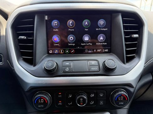 Used 2023 GMC Acadia SLE w/ Driver Convenience Package FWD image 7
