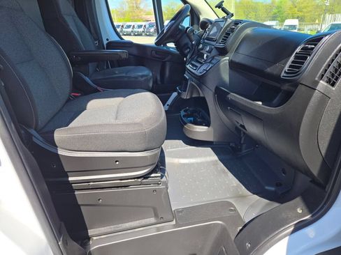 Used 2023 RAM ProMaster 2500 FWD image 7