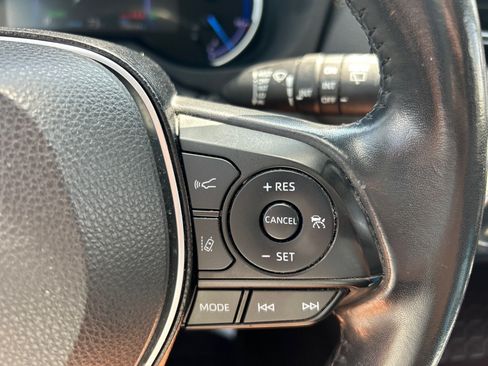 Used 2019 Toyota RAV4 Limited w/ Carpet Mat Package AWD/4WD image 26