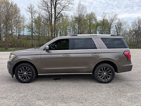 Used 2019 Ford Expedition Limited AWD/4WD image 6