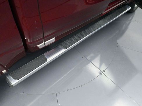 Used 2022 RAM 1500 Laramie image 9