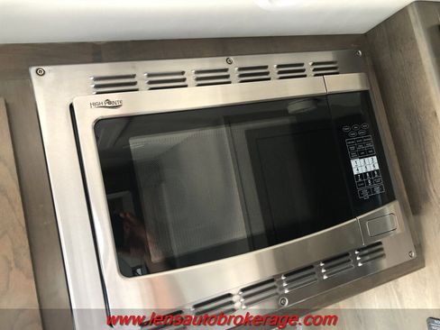 Used 2019 Mercedes-Benz Sprinter 170 image 20