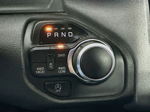 Used 2019 RAM 1500 Tradesman AWD/4WD image 23