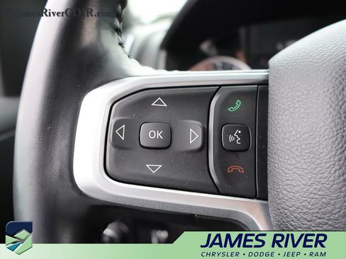 Used 2023 RAM 1500 Big Horn AWD/4WD image 25