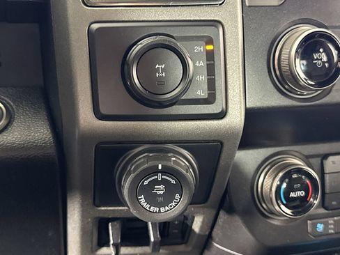 Used 2019 Ford F150 Raptor w/ Equipment Group 802A Luxury AWD/4WD image 25