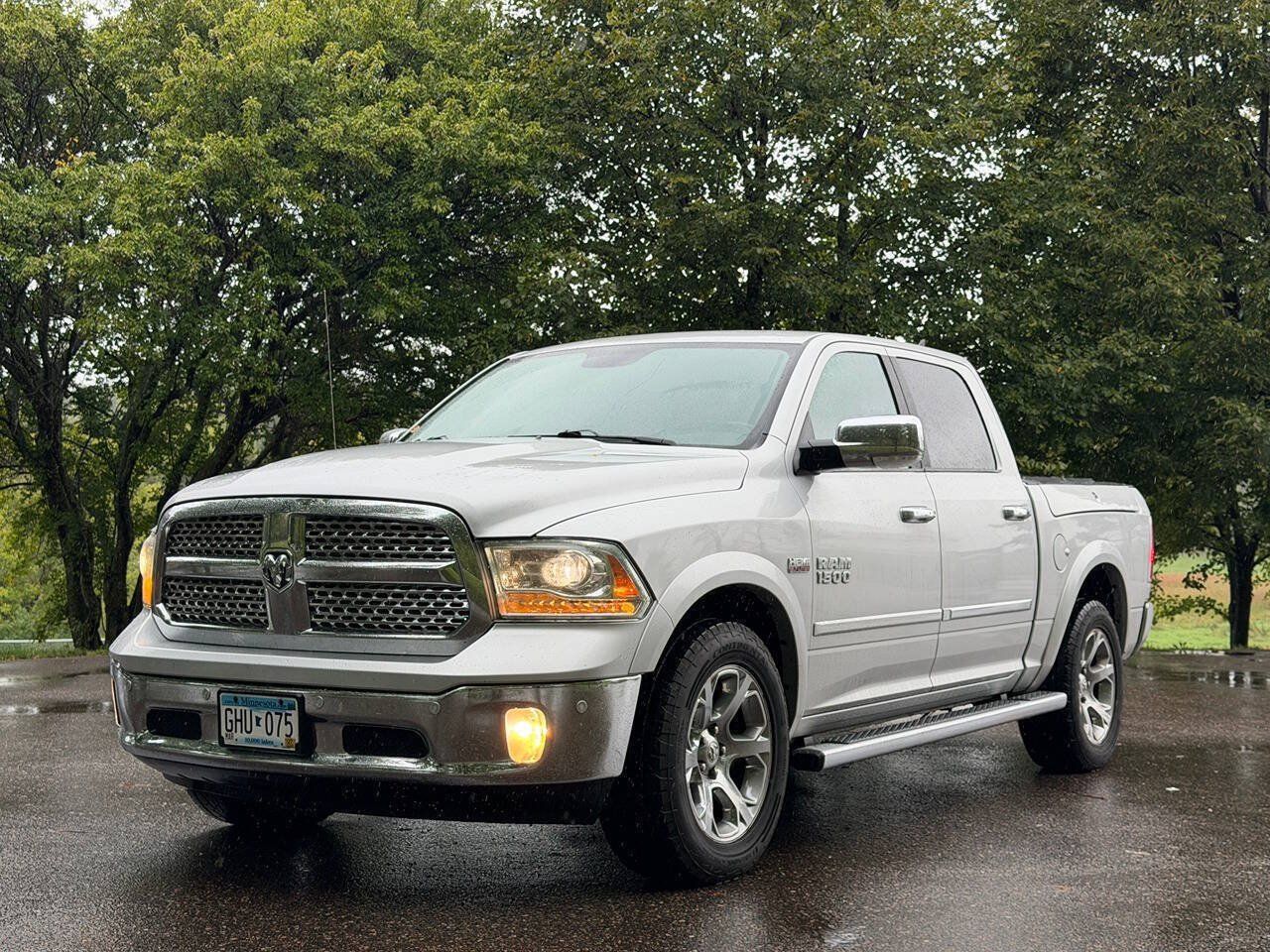 Used 2017 RAM 1500 Laramie w/ Convenience Group AWD/4WD image 1