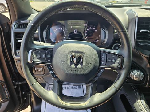 Used 2025 RAM 1500 Limited AWD/4WD image 15