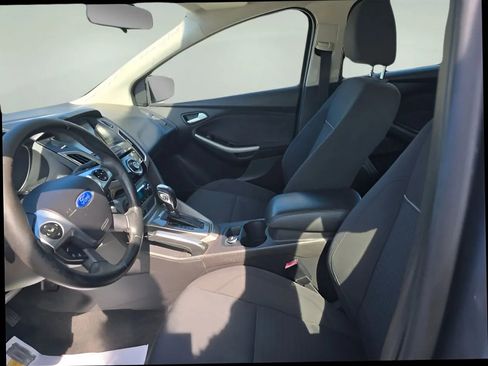 Used 2012 Ford Focus SEL image 8