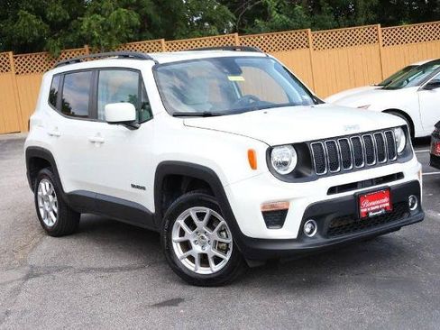Used 2021 Jeep Renegade Latitude AWD/4WD image 2
