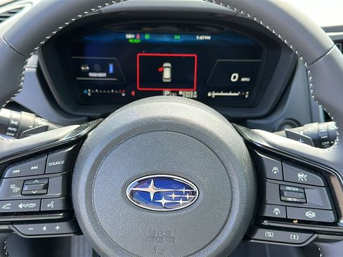 Certified 2025 Subaru Forester Premium AWD/4WD image 12