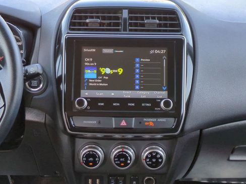 Used 2025 Mitsubishi Outlander Sport SE image 17