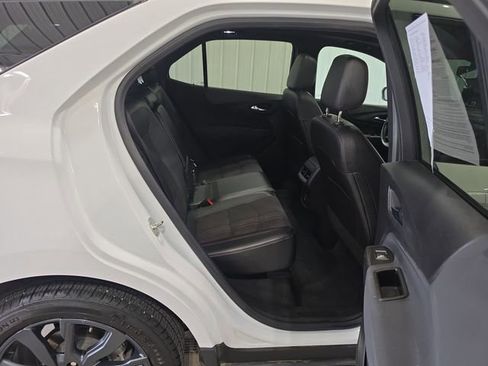 Used 2022 Chevrolet Equinox RS AWD/4WD image 28