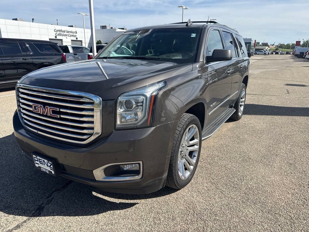 Used 2019 GMC Yukon SLT w/ Premium Edition AWD/4WD image 1