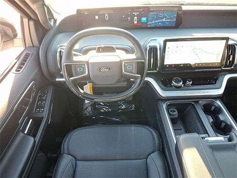 New 2025 Ford Expedition Max Platinum w/ Stealth Appearance Package image 7