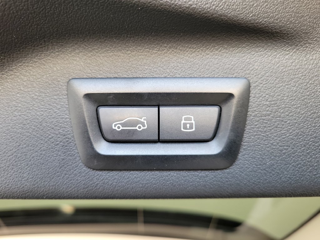 Used 2024 BMW X7 xDrive40i AWD/4WD image 13