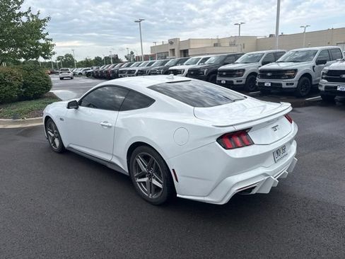 Used 2024 Ford Mustang GT Premium RWD image 4