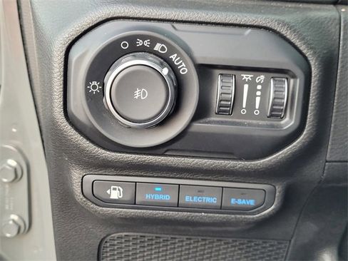 Used 2021 Jeep Wrangler Unlimited Rubicon 4xe w/ Steel Bumper Group image 14