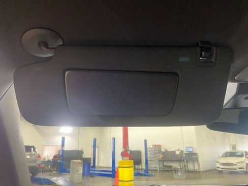 Used 2022 Chevrolet Equinox RS image 25