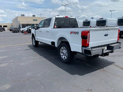 New 2026 Ford F250 4x4 Crew Cab Super Duty image 7