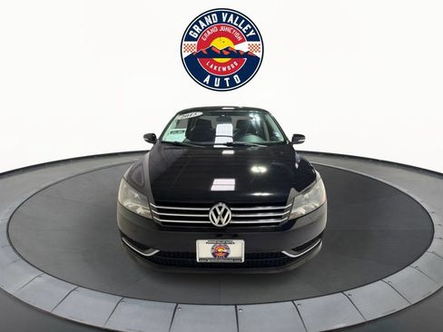 Used 2015 Volkswagen Passat 1.8T SE FWD image 3