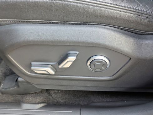 Certified 2024 Hyundai Santa Fe Limited image 19