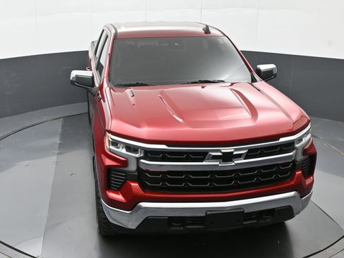 Used 2023 Chevrolet Silverado 1500 LT AWD/4WD image 33